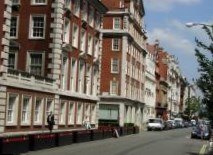 Иностранные студенты помогают рынку недвижимости Великобритании
