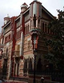 В Барселоне выставлен на продажу дом работы Антонио Гауди