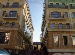 Нежилые здания на Старой площади в Москве передадут в федеральную собственность