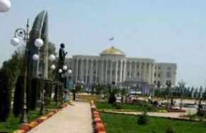 В Душанбе откроется парк с музыкальными фонтанами и дворцом на воде