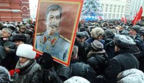 КПРФ требует открыть доступ к документам о сносе домов в Москве
